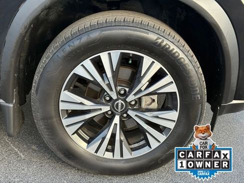 Certified 2023 Nissan Rogue SV image 27