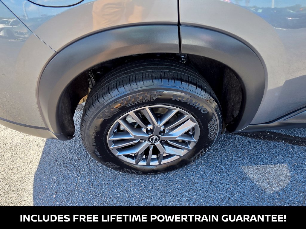 Certified 2026 Nissan Rogue SV FWD image 10