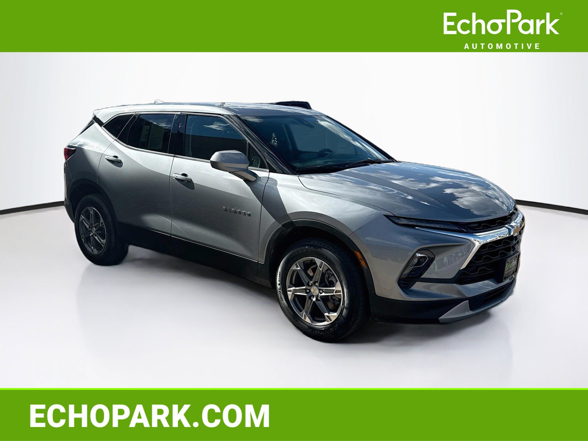 Used 2025 Chevrolet Blazer LT AWD/4WD image 1