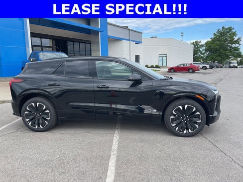 New 2024 Chevrolet Blazer EV RS image 2