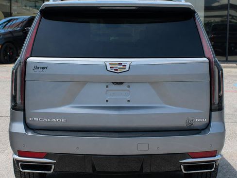 Used 2021 Cadillac Escalade Premium Luxury Platinum AWD/4WD image 5