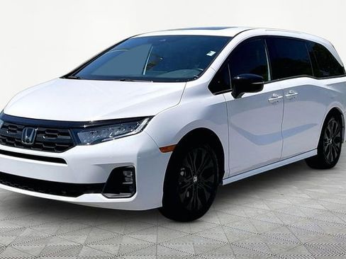 Used 2025 Honda Odyssey Sport-L image 3