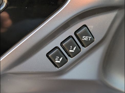 Used 2025 Subaru Outback Touring XT w/ Popular Package #2 image 17