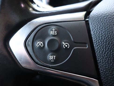 Used 2018 Chevrolet Traverse LT AWD/4WD image 32