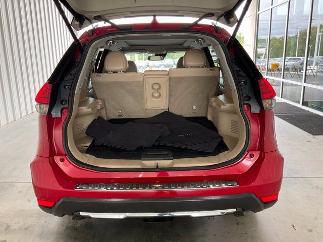 Used 2017 Nissan Rogue SL w/ SL Premium Package FWD image 19
