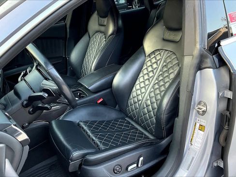 Used 2018 Audi S7 Prestige w/ Driver Assistance Package image 7