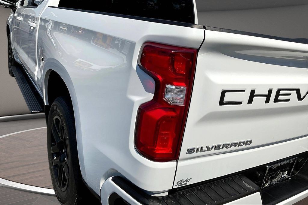Used 2024 Chevrolet Silverado 1500 RST RWD image 27