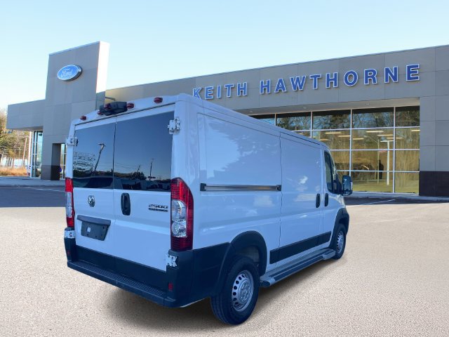 Used 2025 RAM ProMaster 2500 w/ U-Haul Equipment Group FWD image 6
