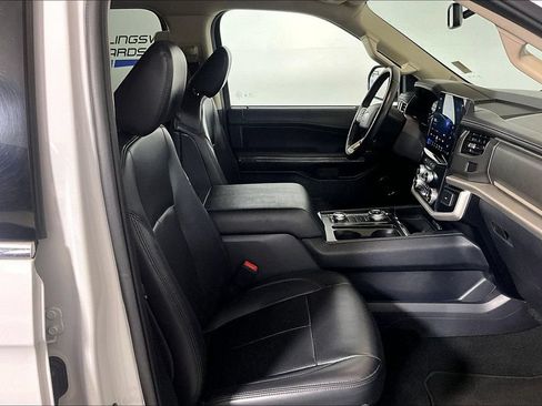 Used 2024 Ford Expedition Max XLT AWD/4WD image 6