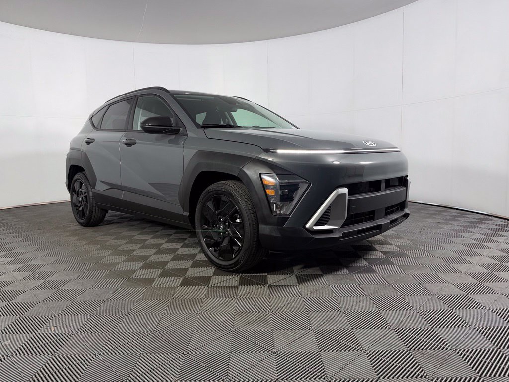 Used 2026 Hyundai Kona SEL Sport FWD image 3