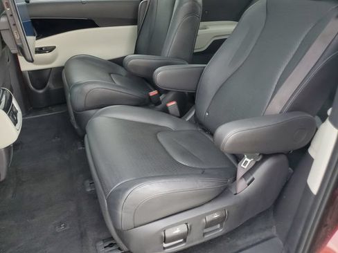 Used 2024 Kia Carnival SX Prestige FWD image 10