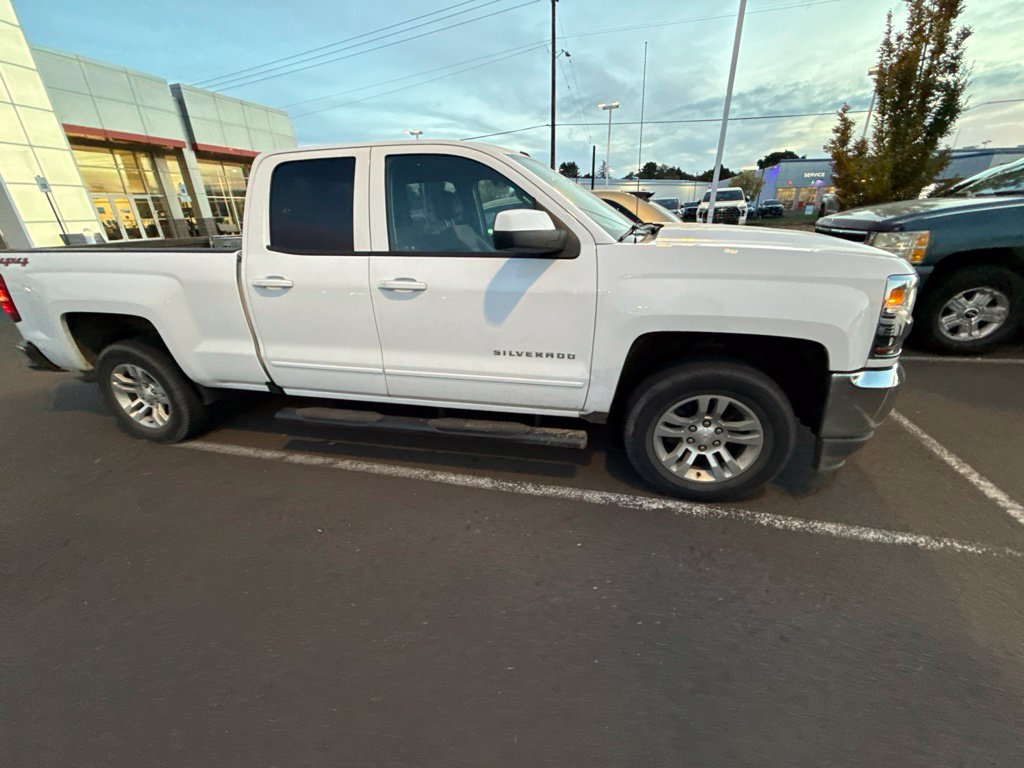 Used 2019 Chevrolet Silverado 1500 LT w/ All Star Edition AWD/4WD image 4