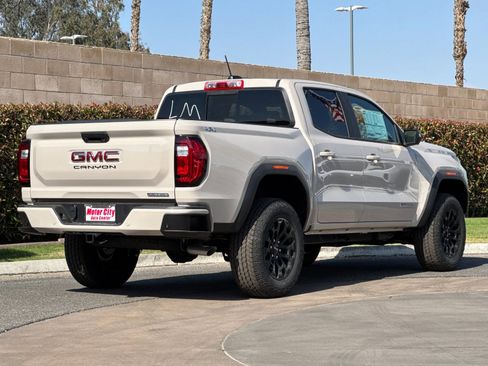 New 2026 GMC Canyon Elevation AWD/4WD image 4