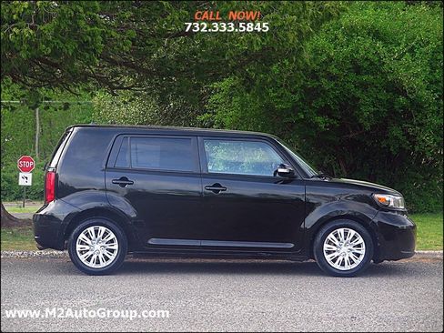 Used 2009 Scion xB FWD image 5