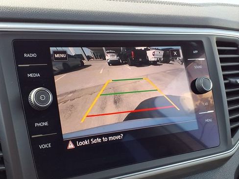 Used 2018 Volkswagen Atlas SE FWD image 10