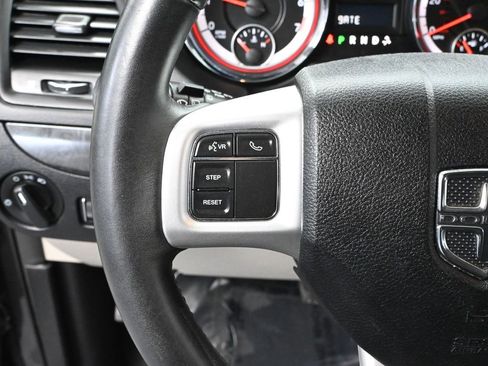 Used 2017 Dodge Grand Caravan SE w/ Power Window Group image 28