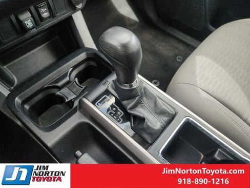 Used 2019 Toyota Tacoma SR5 image 21