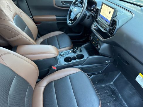 Used 2024 Ford Bronco Sport Badlands w/ Premium Package image 19