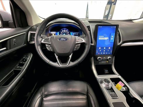 Used 2022 Ford Edge SEL w/ Convenience Package image 5