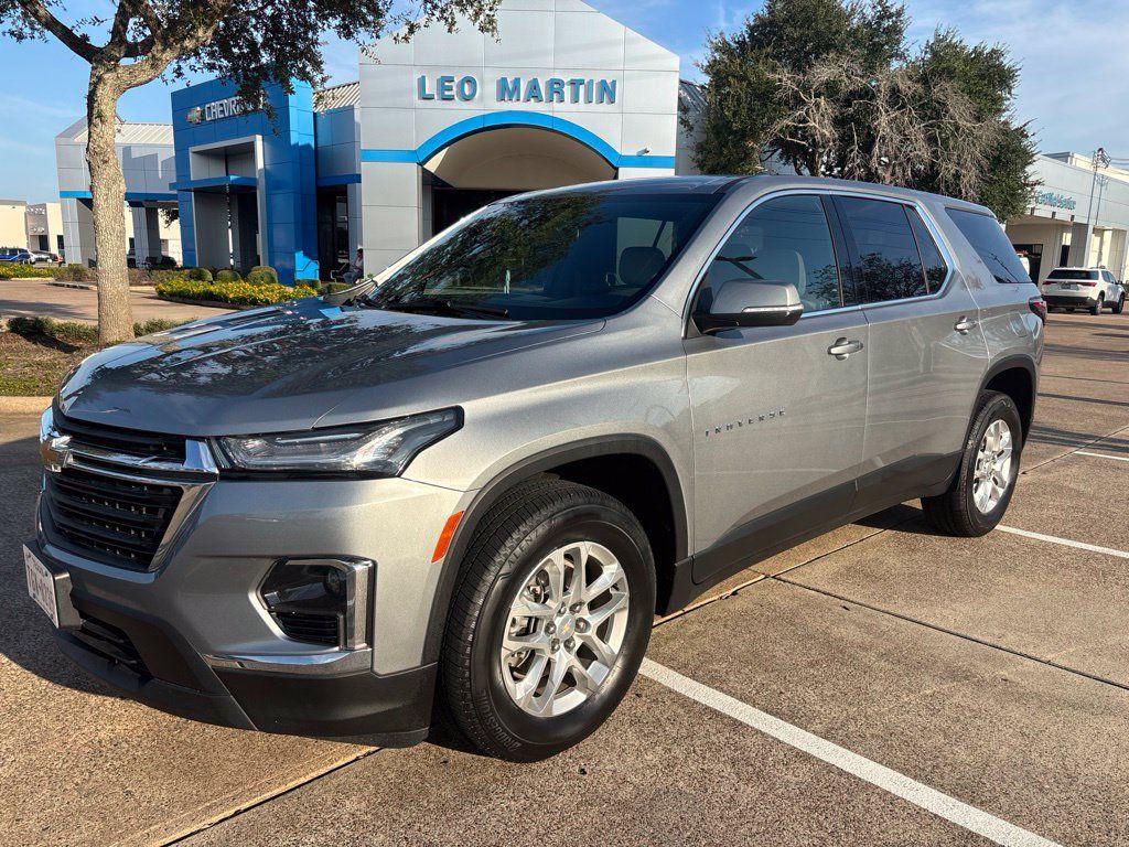 Used 2023 Chevrolet Traverse LS w/ Safety Package FWD image 1