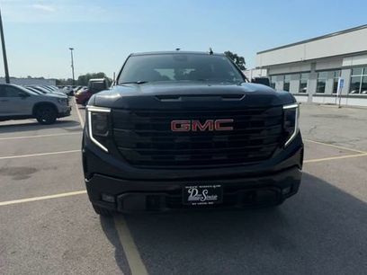 Used 2023 GMC Sierra 1500 Elevation