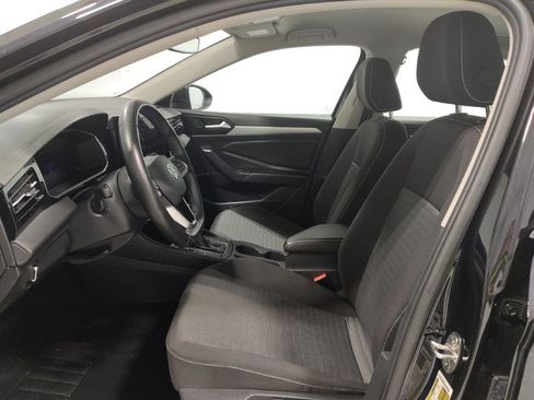 Used 2025 Volkswagen Jetta S FWD image 17
