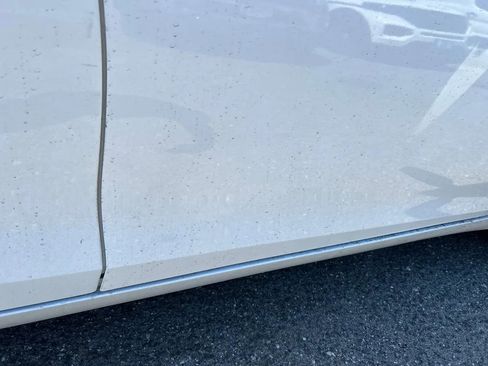 Used 2016 Toyota Camry LE FWD image 12