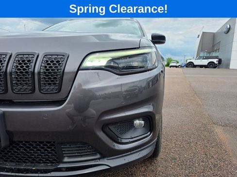 Used 2023 Jeep Cherokee Altitude Lux AWD/4WD image 14