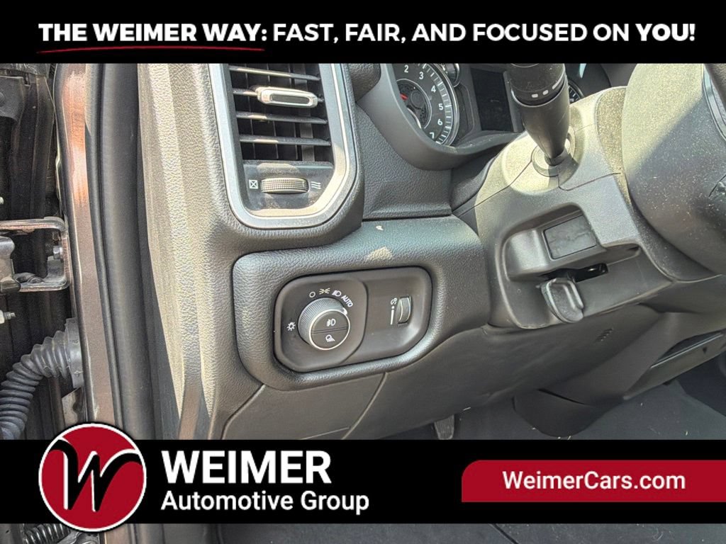 Used 2024 RAM 2500 Big Horn w/ Towing Technology Group AWD/4WD image 15