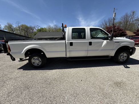 Used 2006 Ford F250 XL image 9
