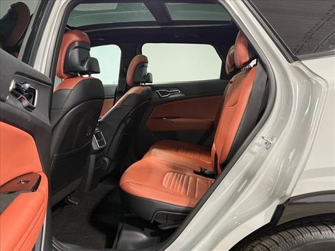 Used 2023 Kia Sportage SX image 13