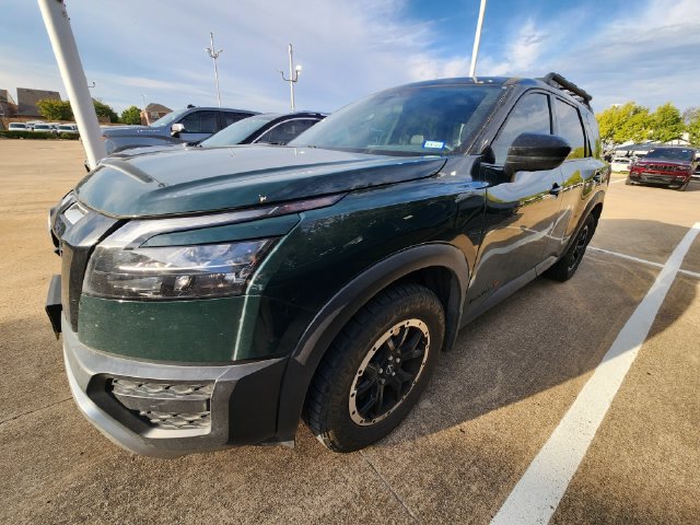 Used 2024 Nissan Pathfinder Rock Creek AWD/4WD image 2