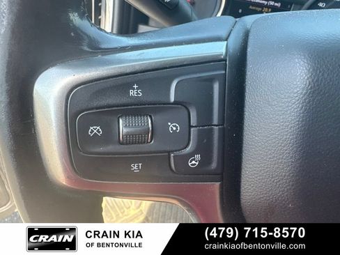 Used 2020 Chevrolet Silverado 1500 LT Trail Boss AWD/4WD image 18