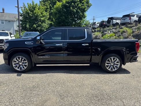 Used 2024 GMC Sierra 1500 Denali w/ Denali Reserve Package AWD/4WD image 2