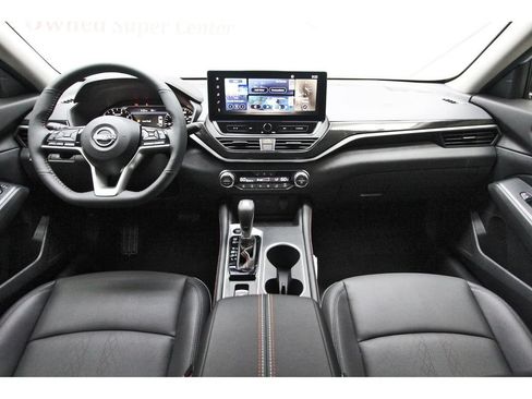 New 2026 Nissan Altima 2.5 SR w/ SR Premium Package FWD image 7