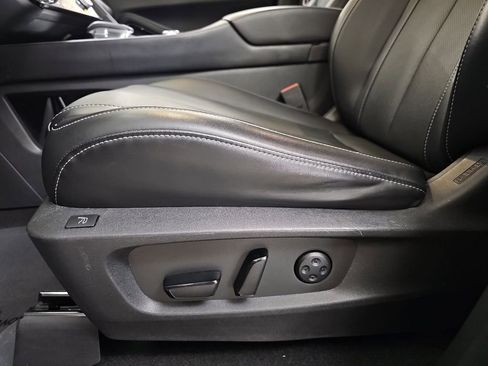 Used 2023 INFINITI QX60 Sensory w/ Cargo Package AWD/4WD image 32
