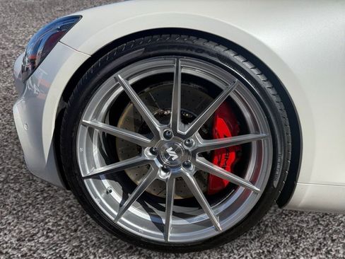 Used 2016 Mercedes-Benz AMG GT S image 14