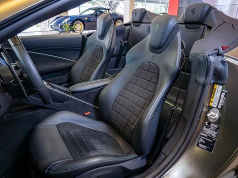 Used 2024 Ferrari Roma Spider image 11