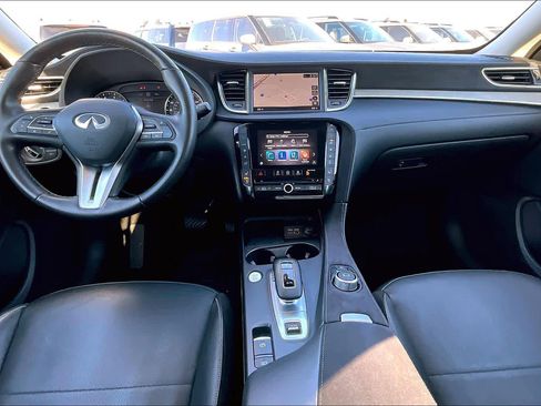 Used 2024 INFINITI QX50 Sensory image 14
