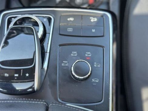 Used 2017 Mercedes-Benz GLS 550 GLS 550 image 35