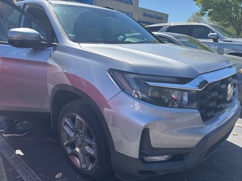 Used 2023 Honda Passport EX-L image 7