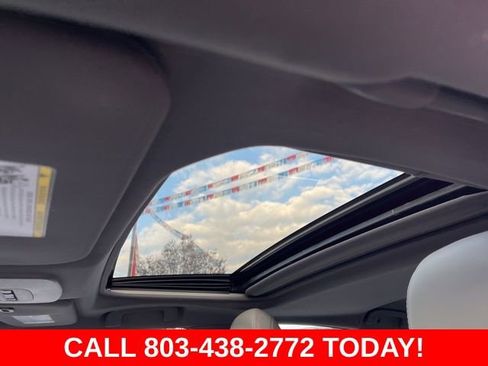 Used 2019 Toyota Avalon XSE w/ All Weather Liner Package image 11