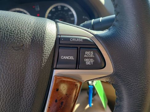 Used 2010 Honda Accord EX-L image 30