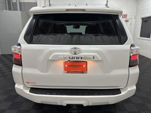 Used 2023 Toyota 4Runner SR5 Premium w/ Moonroof Package image 9