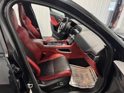 Used 2020 Jaguar F-PACE SVR AWD/4WD image 21