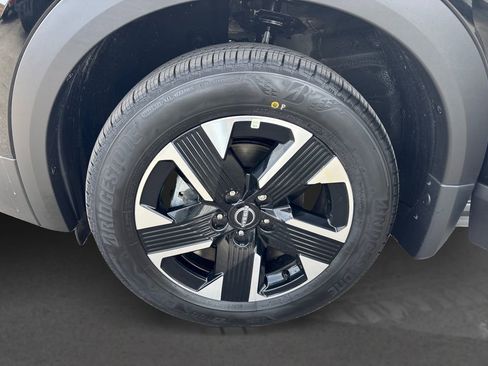 New 2026 Nissan Kicks SV w/ Cold Weather Package AWD/4WD image 11