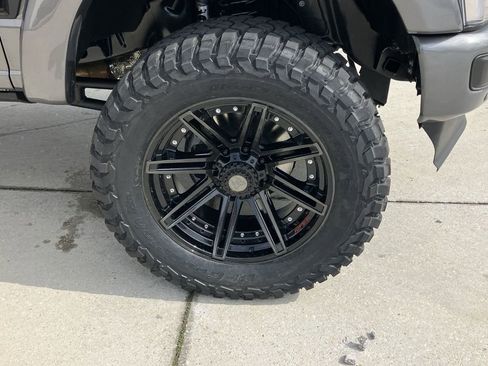 Used 2024 Ford F250 Lariat w/ Lariat Ultimate Package image 13