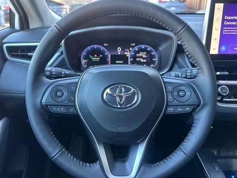 New 2026 Toyota Corolla Cross XLE image 25