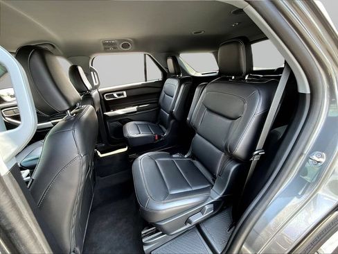 Certified 2023 Ford Explorer XLT w/ Equipment Group 202A AWD/4WD image 25