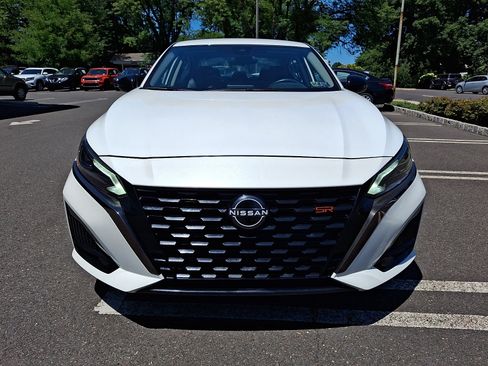 Certified 2023 Nissan Altima 2.5 SR AWD/4WD image 2